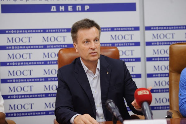 Наливайченко: «Застерігаю владу від тиску і репресій проти добровольців»