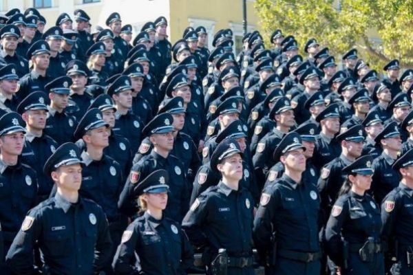 У святкові дні в Рівному та області нестимуть службу 500 правоохоронців