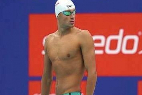 Романчук став переможцем на етапі Кубка світу з плавання 