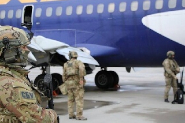 В аеропорту ліквідували «терористів» (Відео)