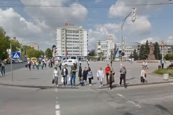 Рівне - Кострома: блогер виклав у мережу порівняльний відеоогляд міст (Відео)
