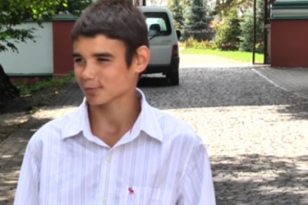 В Острозі знову втік з дому 16-річний Сашко Равський 