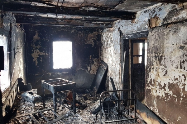 На пожежі загинули матір та син (Фото)