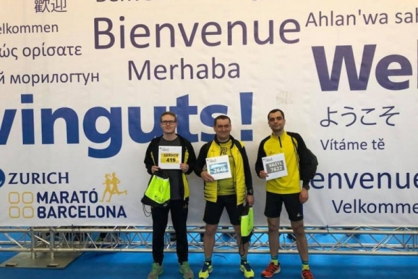 Рівненські бігуни успішно фінішували на марафоні у Барселоні