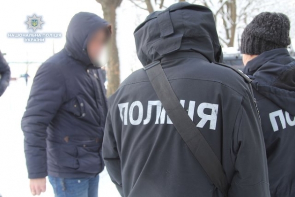 Рівненські поліцейські перекрили канал постачання наркотиків 