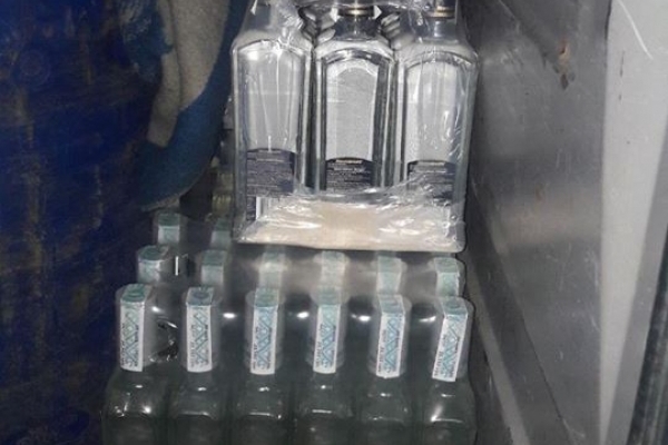 250 літрів алкоголю виявила рівненська поліція у порушника ПДР (Фото)
