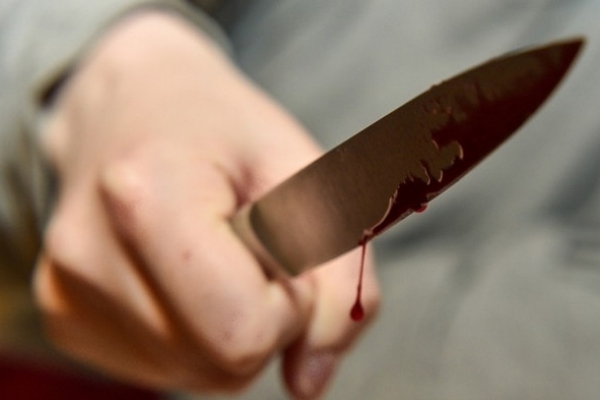 Рівненська поліція встановлює обставини нанесення ножових поранень малій дитині батьком