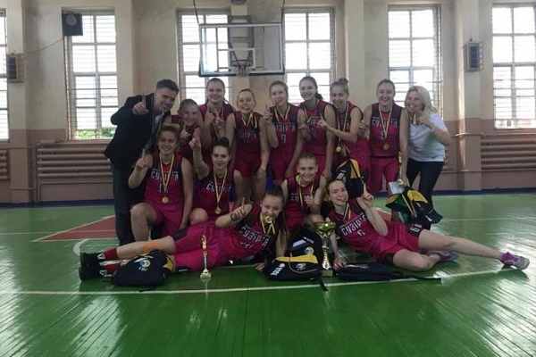 Рівненські баскетболістки - чемпіонки України