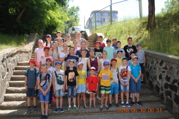 Рівненські баскетболісти організували для дітей літній табір (Фото)