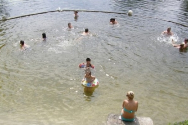 На Рівненщині перевірили якості води у дитячому таборі 