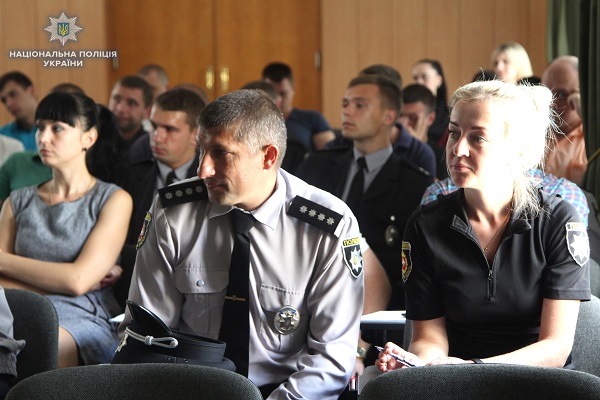 Рівненські поліцейські вчилися рятувати життя (Фото)
