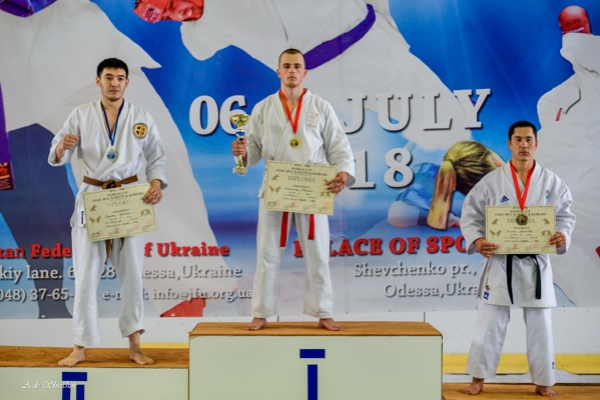 Знайомтесь: рівнянин-чемпіон Кубка світу 2018 з карате Олександр Занозовський 