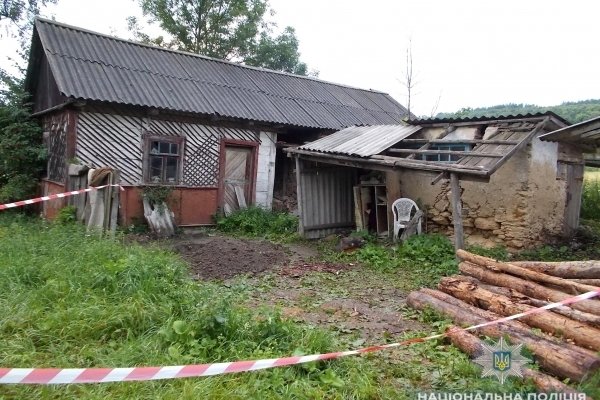 На Здолбунівщині затримали підозрюваного у вбивстві, який закопав тіло співмешканки (Фото)