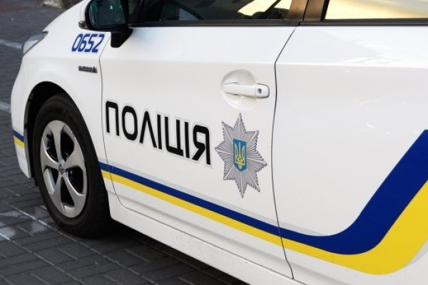 На Рівненщині викрадач скутера в’їхав у припарковане авто «Skoda»
