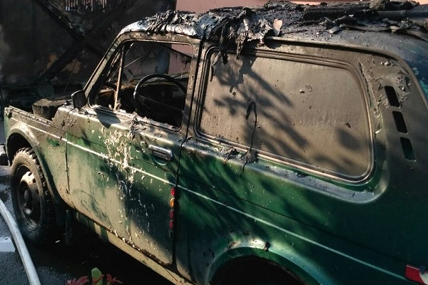 На Рівненщині згорів автомобіль (Фото)