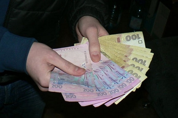 Постанов на майже 30 млн грн штрафу винесли на роботодавців Рівненщини за використання нелегальної праці