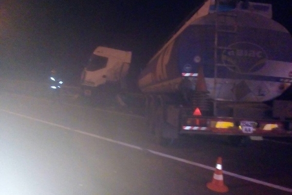 На Рівненщині вантажівка потрапила у ДТП (Фото)  