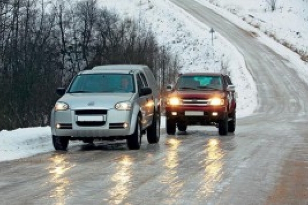 Рівненським автолюбителям на замітку: «зимові» поради для безпечного руху