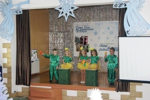 У День святого Миколая заступники голови Рівненської ОДА зустрічалися зі школярами