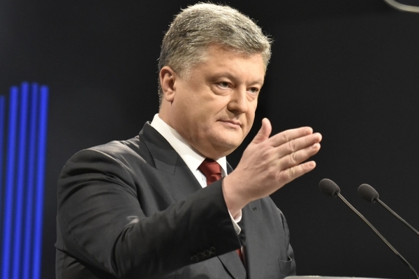 Президент жорстким рішенням про воєнний стан врятував Україну від вторгнення РФ, – експерт
