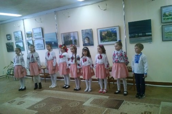 Дитячий хор «Пролісок» - в гостях в обласної книгозбірні 