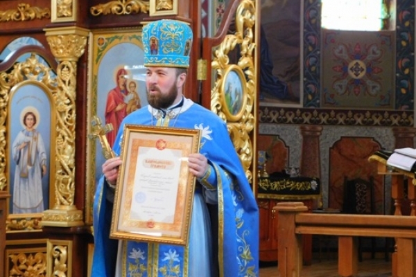 На Благовіщення митрополит Єпіфаній відзначив ветеранів АТО з Млинова