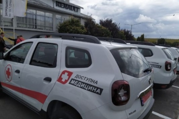 Сільські амбулаторії Рівненщини отримали 34 нових автомобілі
