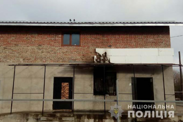 У Квасилові, що на Рівненщині, підпалили будинок (Фото)