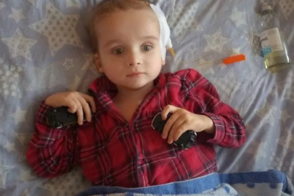 Трирічний хлопчик з Рівненщини терміново потребує допомоги на лікування