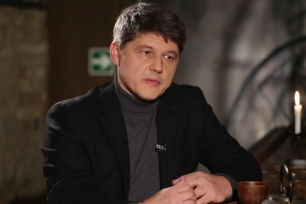 Телеведуча Яніна Соколова поспілкувалася з нардепом з Тернополя про закулісся Верховної Ради