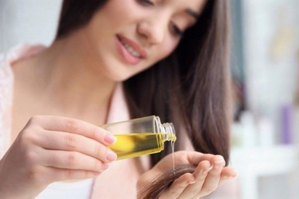 Олії для волосся: корисні властивості та інструкція з використання