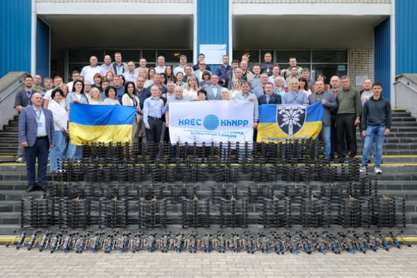 Працівники Хмельницької АЕС продовжують підтримку військових