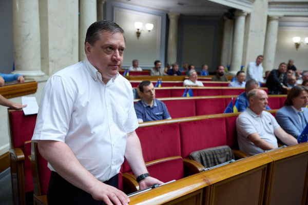 На засіданні ВР прийняли відставку Шмигаля, збільшили повноваження СБУ та ухвалили важливі законопроєкти