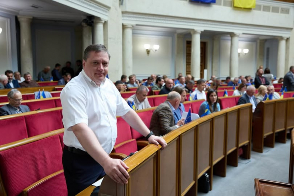 У ВР пропонують збільшити одноразову допомогу при народженні дитини до 50 тис грн, - Роман Іванісов