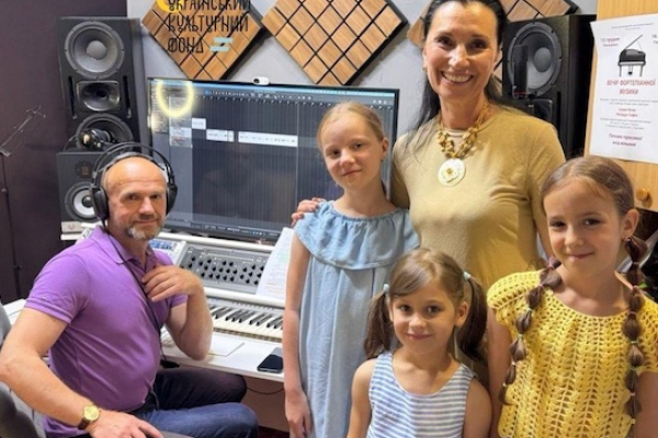 «Сонечко на долоньці»: мистецька казка, яку творять діти