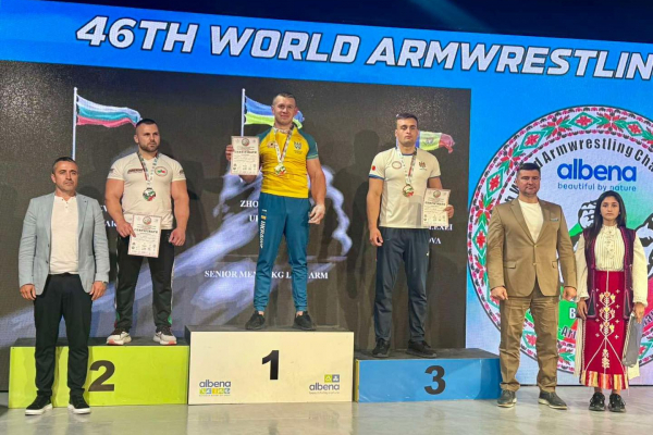 Працівник Хмельницької АЕС Олег Жох став чемпіоном світу з армрестлінгу