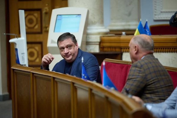 Мобільний зв’язок, інтернет, майнові права, інтелектуальна власність - про що сьогодні голосували у ВР