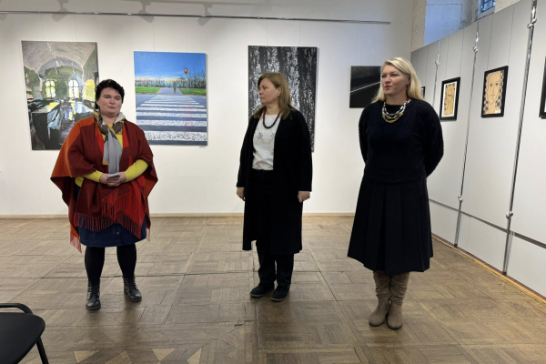 «Я вдома»: картини київської художниці Оксани Самійленко презентували у Рівненському краєзнавчому музеї