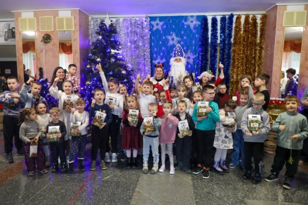 У День Святого Миколая працівники Хмельницької АЕС провели благодійний захід для дітей з інвалідністю