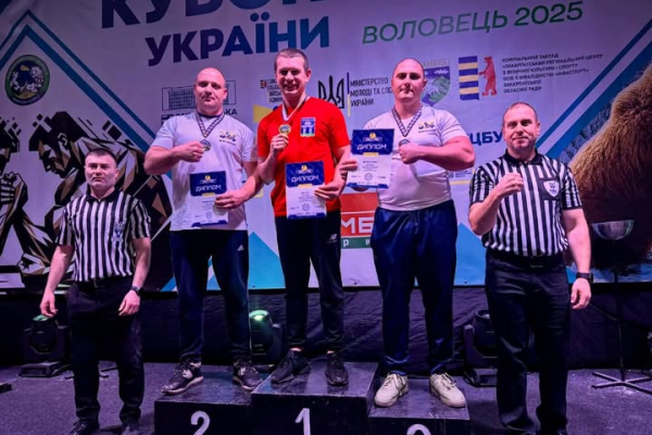 Працівник Хмельницької АЕС Олег Жох став переможцем Кубку України з армрестлінгу