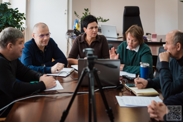 Дорога з освітленням і велодоріжками: на Рівненщині планують реалізувати міжнародний інфраструктурний проєкт