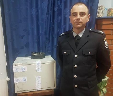 Поліцейські Рівненщини взяли під охорону бюлетені на всіх виборчих дільницях