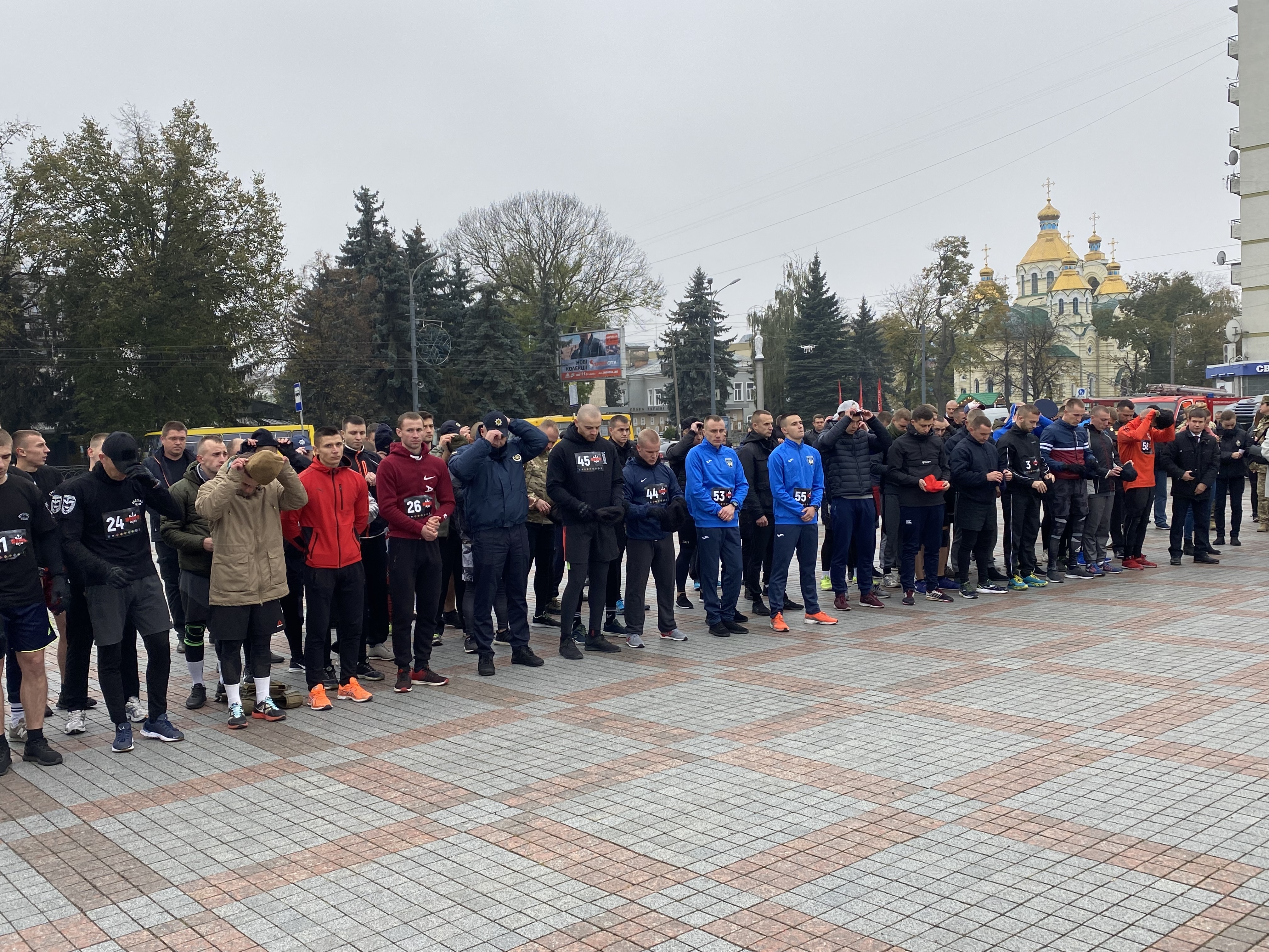 У Рівному правоохоронці, військові та рятувальники змагалися на День захисників та захисниць України