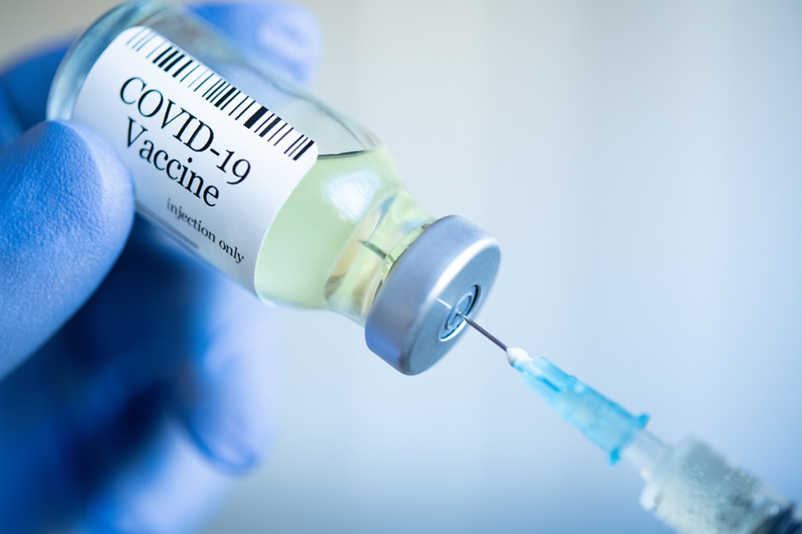 Вакцинація від Covid-19: скільки рівнян щепилося