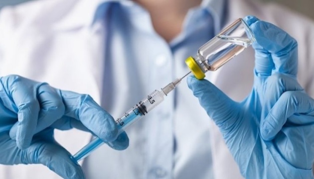 Які вакцини від Covid-19 доступні для рівнян