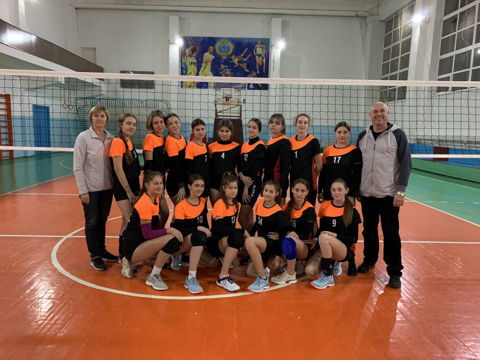 Юні рівненські волейболістки успішно стартували на Чемпіонаті України