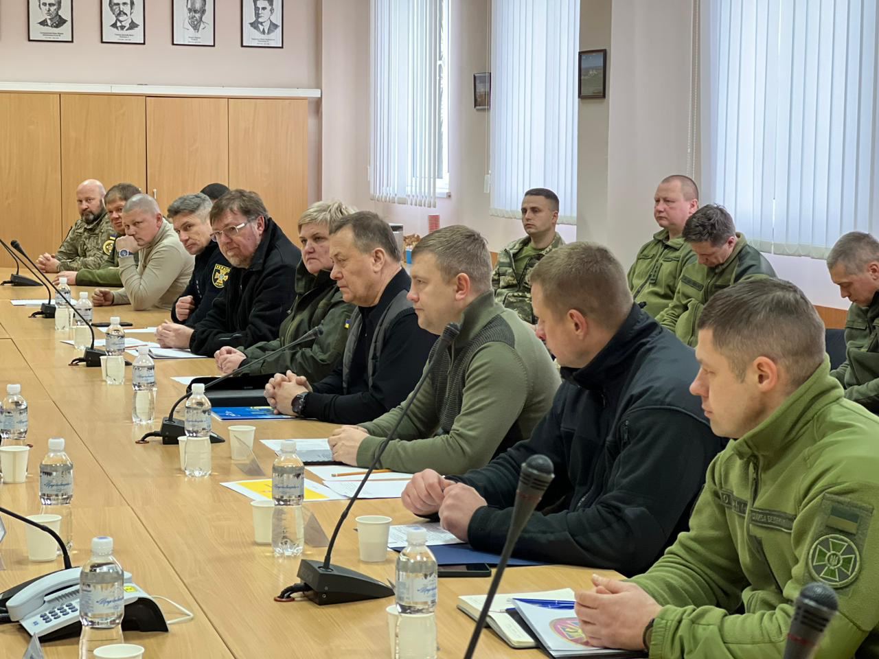 Віталій Коваль обговорив питання посилення оборони Рівненщини із командувачем об'єднаних сил ЗСУ