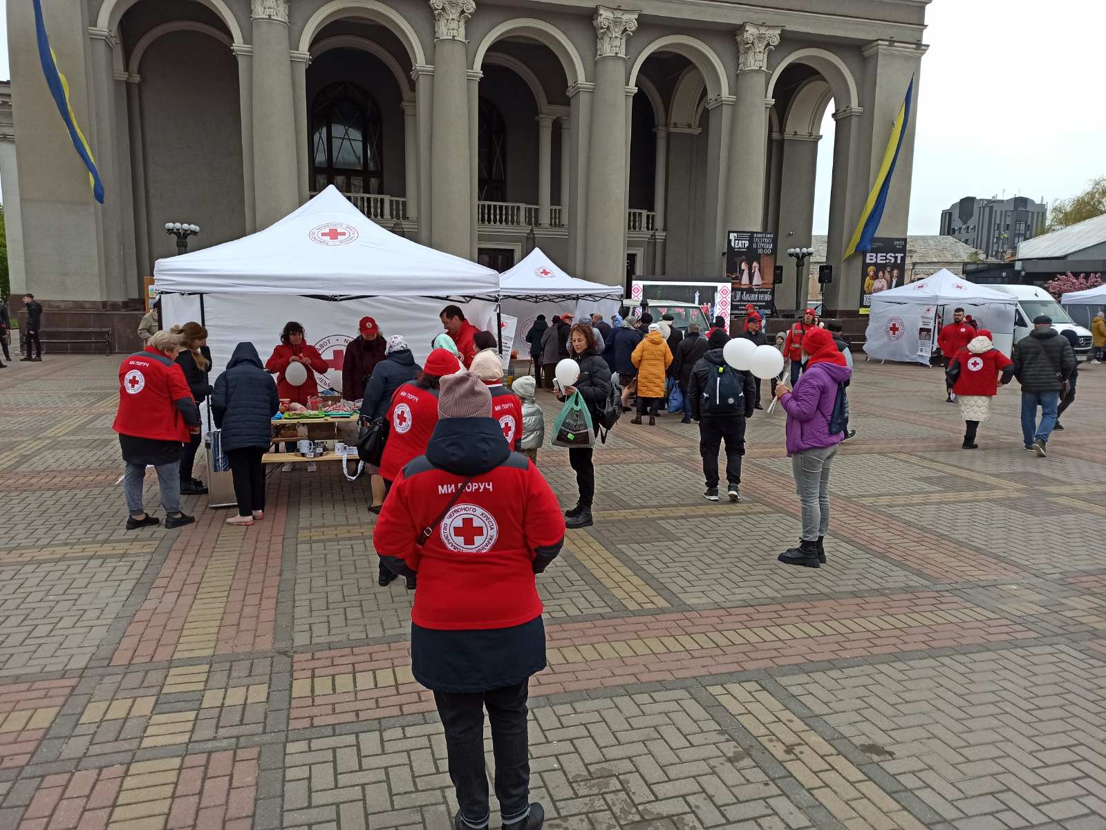 У Рівному відбулися заходи з нагоди річниці діяльності Товариства Червоного Хреста в Україні