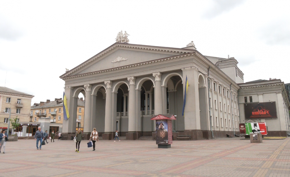Рівненський драмтеатр тепер доступний і для незрячих (ВІДЕО)