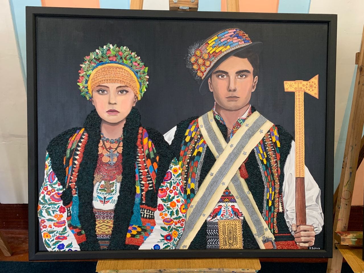Виставка картин працівниці ХАЕС експонується в Острозі